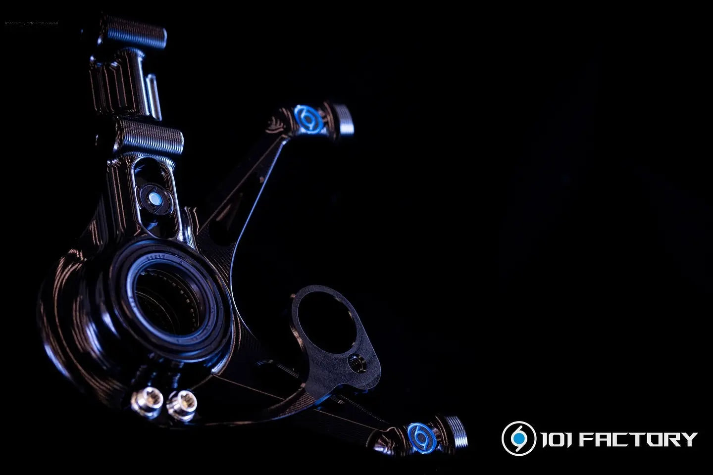 Axle Seating 1O1 Factory Black 100mm Monoblock | Vespa GTS/GTS Super/GTV/GT60/GT/GT L 125-300cc ('03-'13/'17-) 1O1 Factory Falan Parts