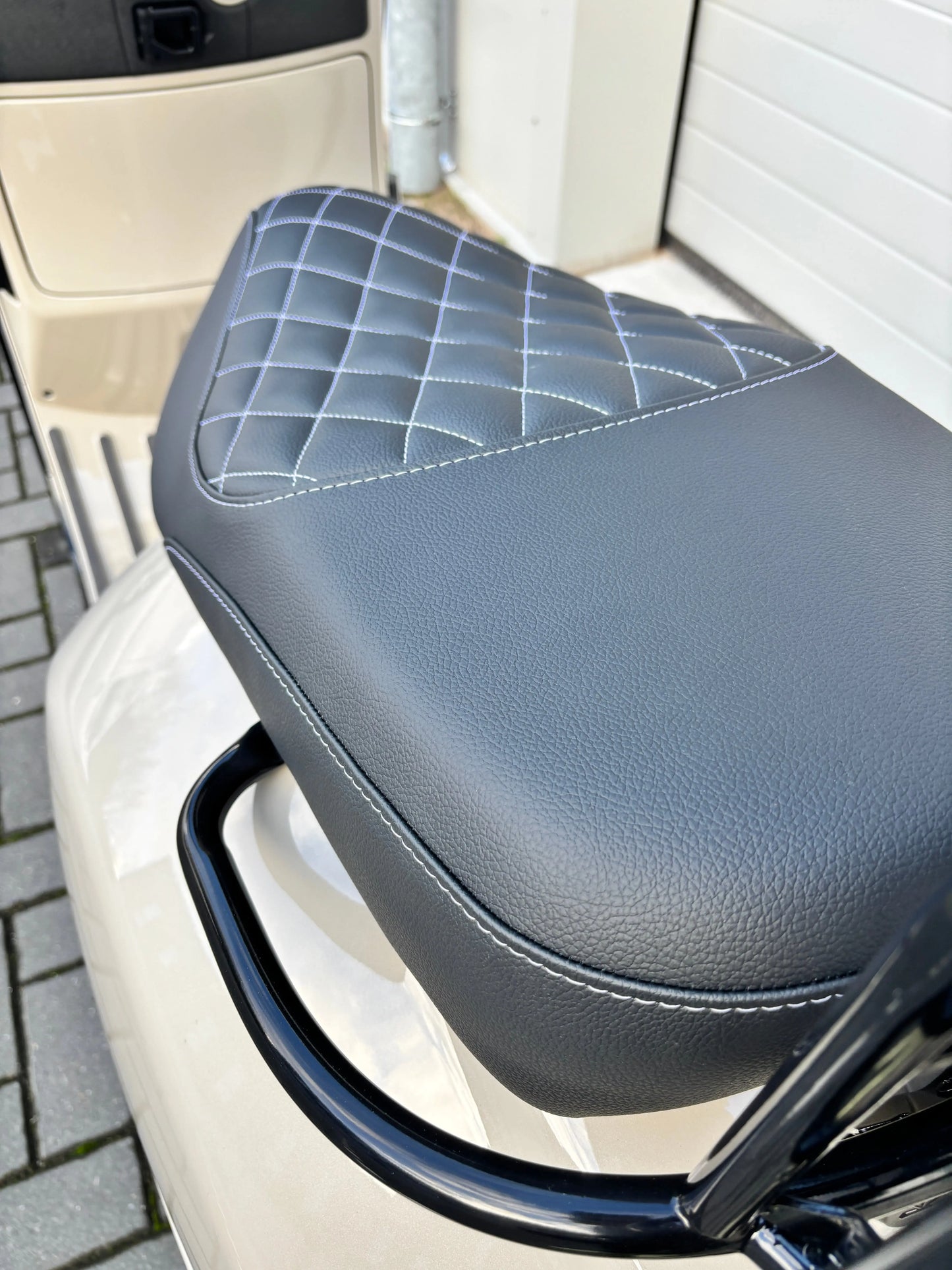 Custom Seat Black Diamond Stitch | Vespa GTS 300cc ('14-) FP Parts Falan Parts