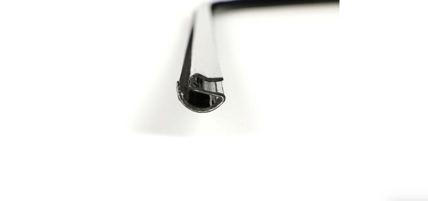 Leg Shield Beading PIAGGIO Right | Vespa GTS 125-300cc Piaggio Falan Parts