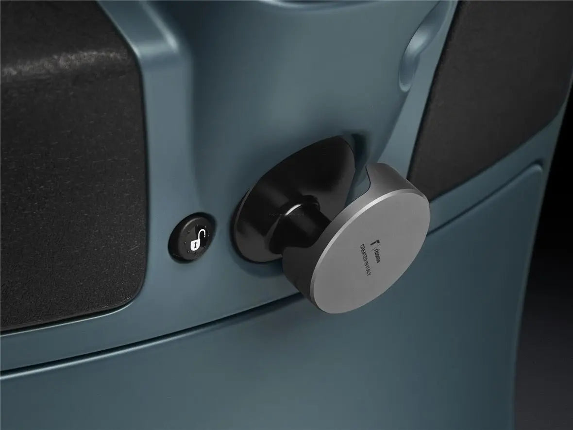 Luggage Hook RIZOMA | Vespa S/GTS/ GTS Super/ GTV/GT 60/ GT/GT L 50-300cc RIZOMA 85.95 Falan Parts