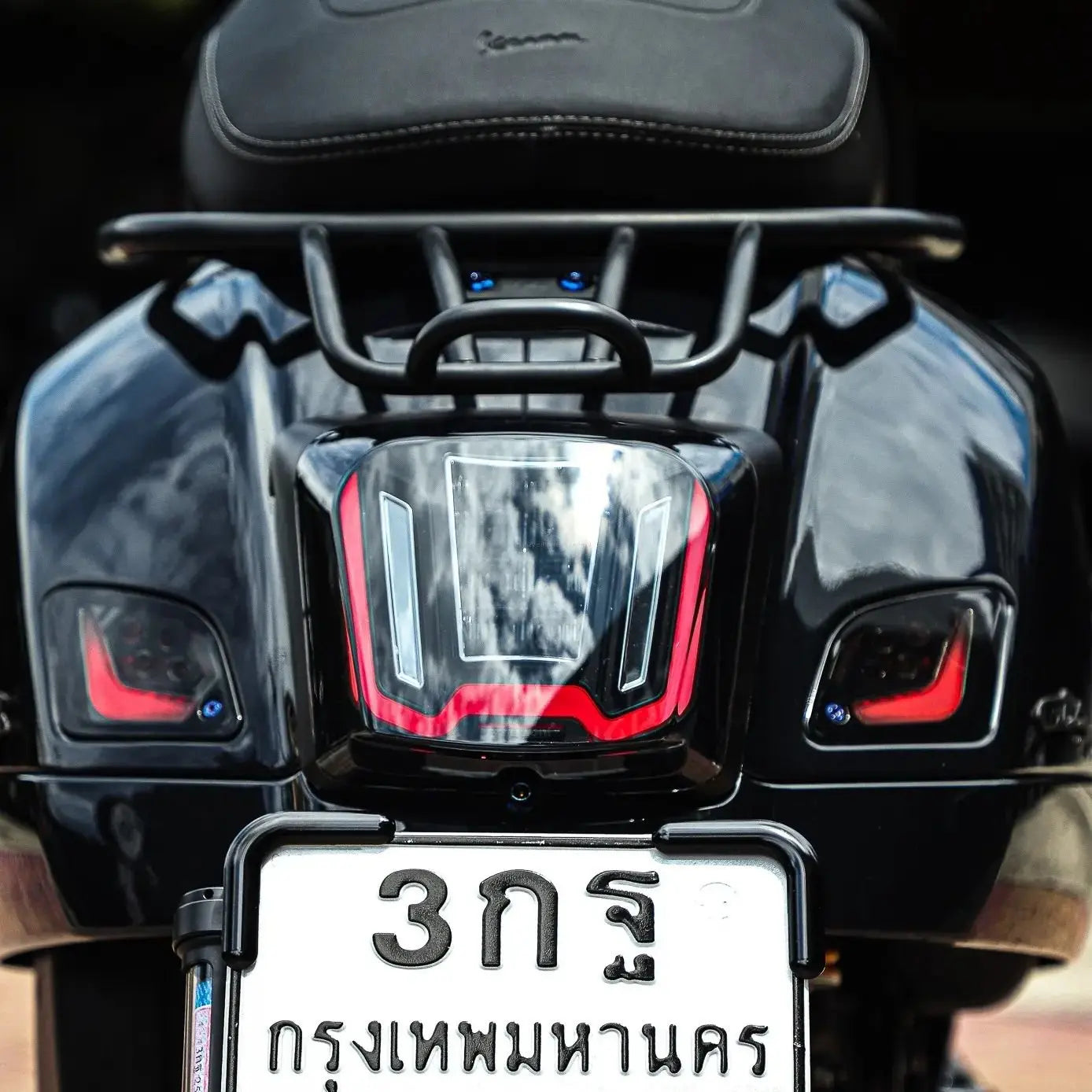 Rear Light ZELIONI | Vespa GTS/GTS Super HPE 125/300 ('19-) Zelioni 228.95 Falan Parts