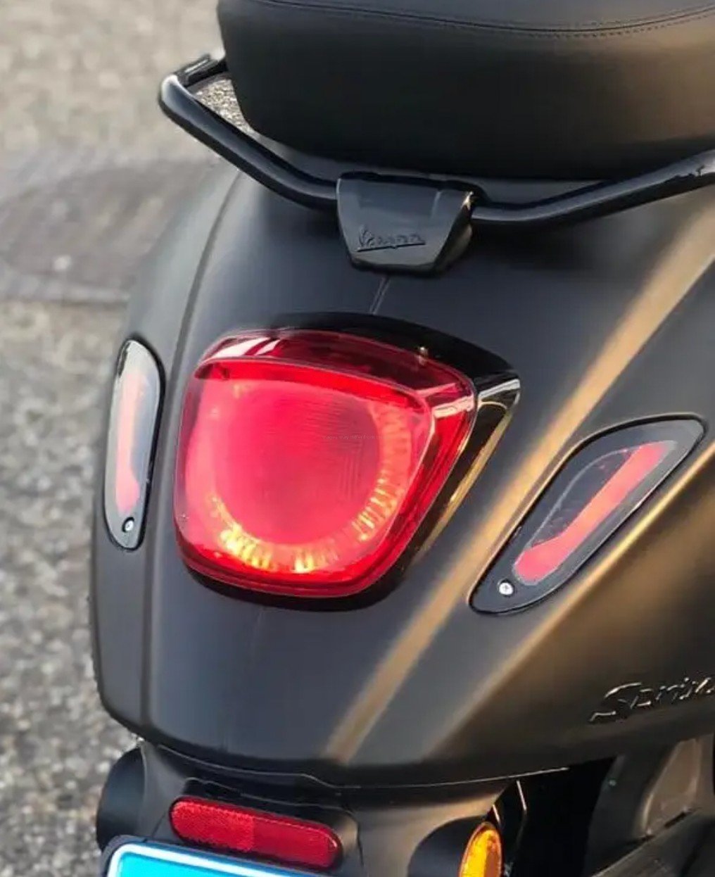 Turn Signals Indicator FP Parts Smoked | Vespa Primavera / Sprint 50-150cc Falan Parts 89.95 Falan Parts