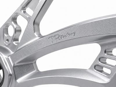 CNC Swing Arm TR Factory Silver | Vespa GTS/GTS Super/GTV/GT 60/GT L 125-310cc TR Factory  Falan Parts