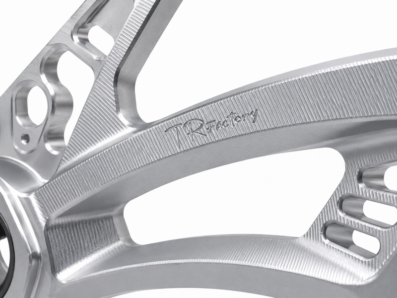 CNC Swing Arm TR Factory Silver | Vespa GTS/GTS Super/GTV/GT 60/GT L 125-310cc TR Factory  Falan Parts