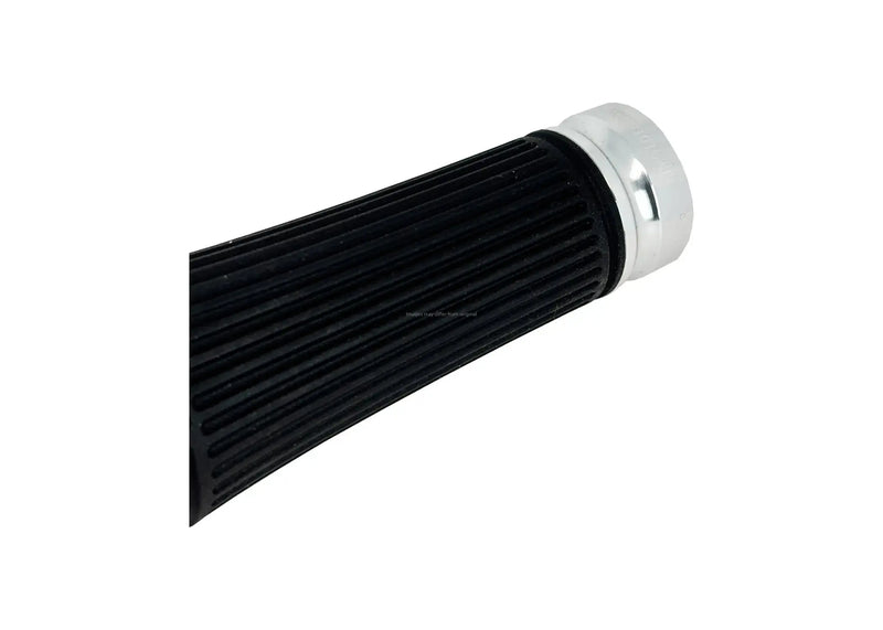 Grips CNC Venomeni Doric Silver Ø 22/24 mm l 128 mm | Vespa GTS/GTS Super/GT/GT L 125-310cc Venomeni  Falan Parts