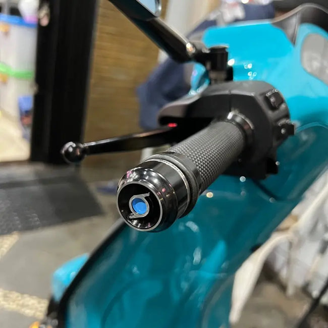 Handlebar End Weights 1O1 Factory Silver | Vespa Primavera/Sprint/ET/LX/LXV/S 50-150cc 1O1 Factory  Falan Parts