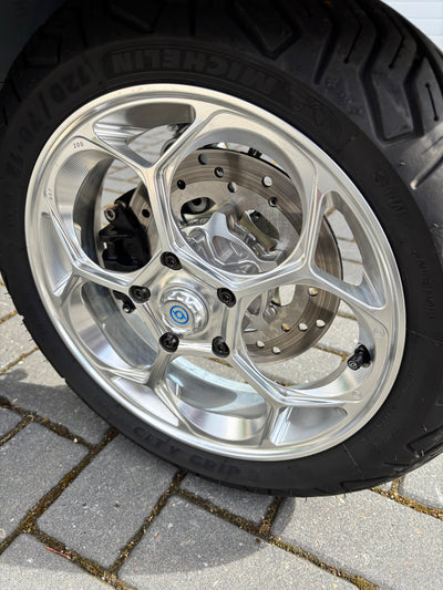 Wheel Hub JS Manuf Front Silver | Vespa GTS/GTS Super 300-310cc (2023-) JS Manuf  Falan Parts