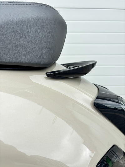 Cover Seat Grab Rail CNC 1O1 Factory Black | Vespa GTS/GTS Super/GTV/GT 60/GT/GT L/ Primavera/ Sprint/ Elettrica 50-300cc 1O1 Factory  Falan Parts