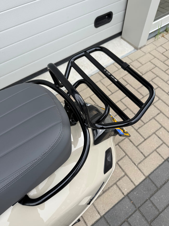 Luggage Rack rear FA Italia Gloss Black | Vespa GTS/GTS Super/GTV/GT 60, 125-310cc FA ITALIA  Falan Parts