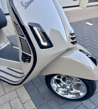 Indicator Kit SIP Smoked | Vespa GTS/GTS Super 125-300cc (23-) SIP  Falan Parts