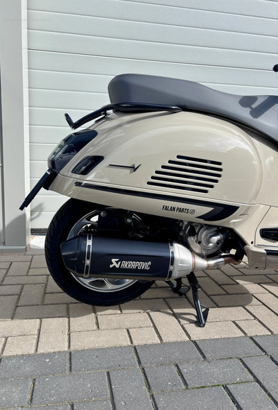 Racing Exhaust AKRAPOVIC "SLIP-ON" Black | Vespa GTS/GTS Super/GTS Super Sport/GTS Supertech 310cc HPE (`24-) Akrapovic  Falan Parts