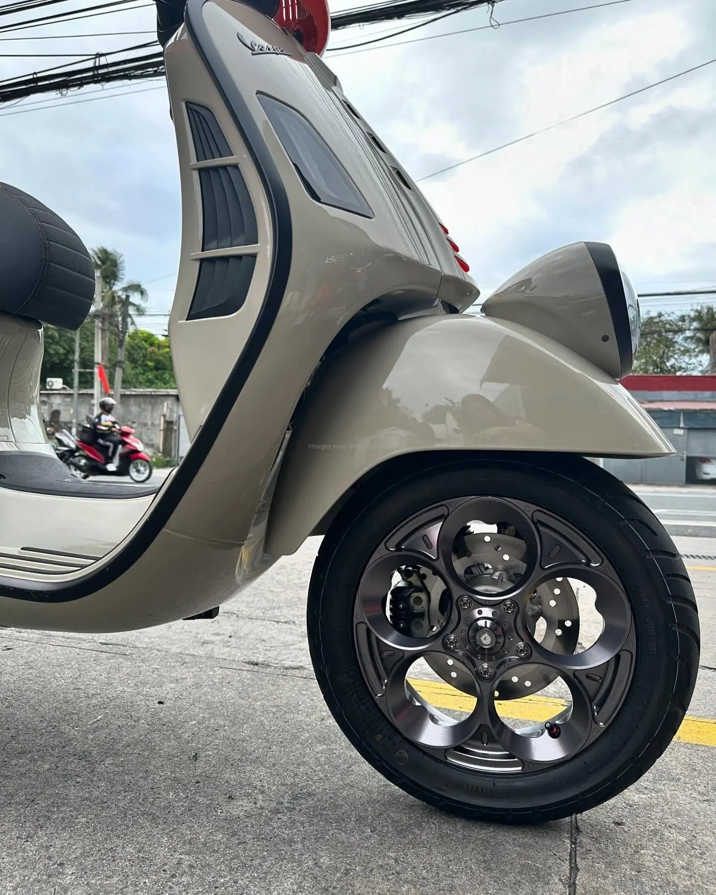 Rim Set MARU'S Factory W225 Grey | Vespa GTS/GTS Super/GTV/GT 60/GT/GT L 125-300cc Maru's Factory  Falan Parts