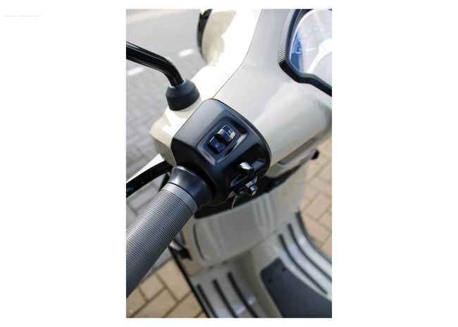 Switch Unit Set PIAGGIO Matt Black | Vespa GTS/GTS Super 300/310ccm ('22-'24-) Euro5+ Piaggio  Falan Parts