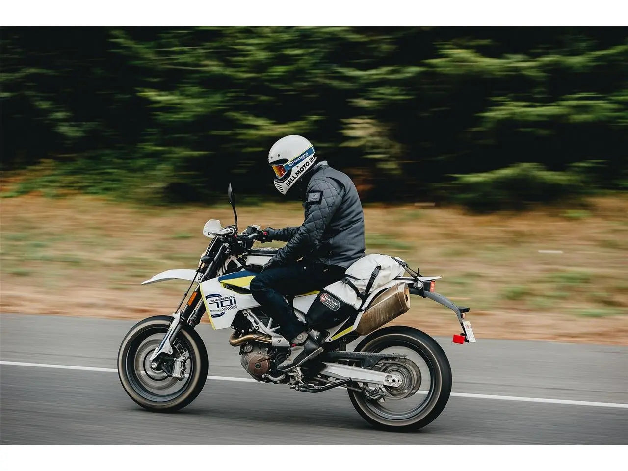 BELL Moto-3 ヘルメット クラシック ホワイト