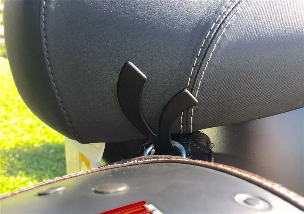 ヘルメットフック JAILBREAK CUSTOMS | ヘルメットフックVespa LX/LXV