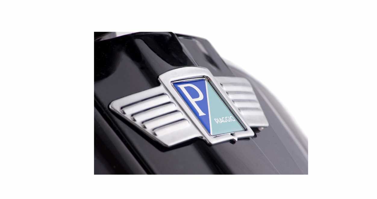 Horn Cover Decoration Wing SIP square PIAGGIO Emblem Mark I | Vespa LX/LXV/S/GTS/ GTV/GT 60/GT /GT L 50-300cc SIP 27.95 Falan Parts